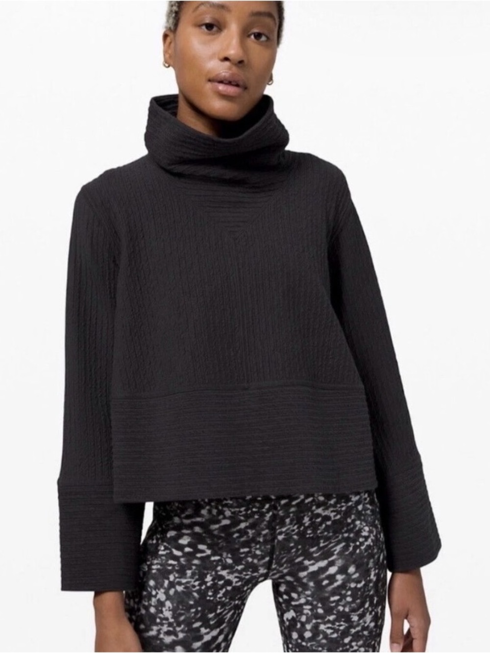 Lululemon Retreat Yourself Black Turtleneck Ribbed Boxy Pullover
